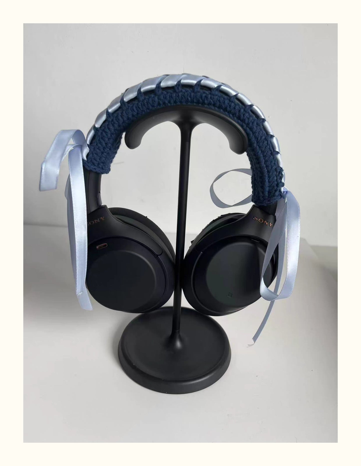Soft Crochet Headphone Cover – Protect & Style Your Headset